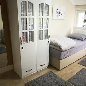 istanbul-erasmus-house.istanbul-turkeyhotels.com/